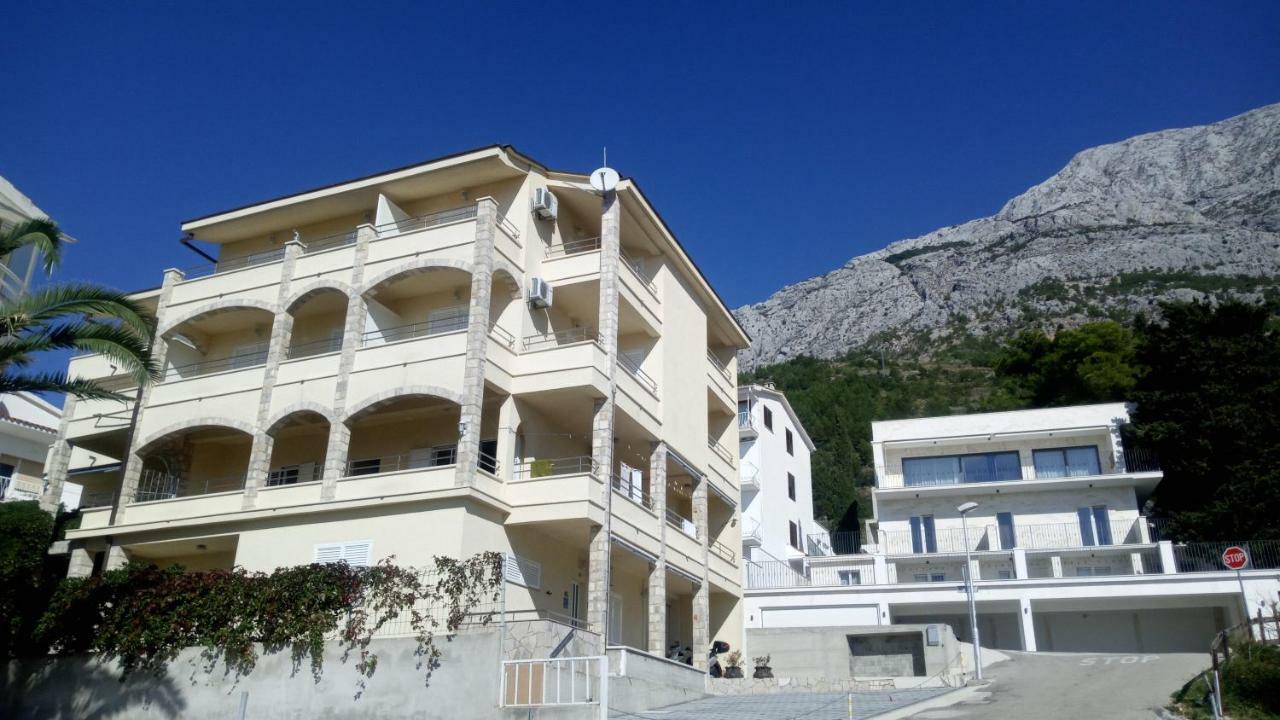 Villa Dm Baška Voda Exterior foto